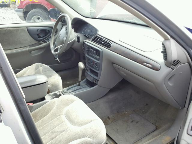 1G1NE52M7W6152750 - 1998 CHEVROLET MALIBU LS SILVER photo 5