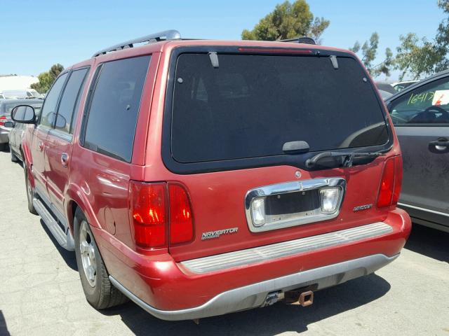 5LMPU28A1XLJ39289 - 1999 LINCOLN NAVIGATOR RED photo 3