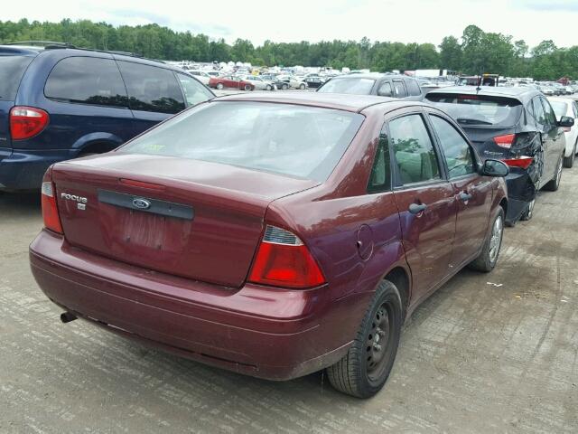 1FAHP34N47W172048 - 2007 FORD FOCUS ZX4 MAROON photo 4