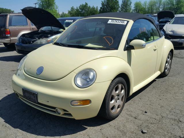 3VWCK21Y13M315606 - 2003 VOLKSWAGEN NEW BEETLE 黄色 照片 2