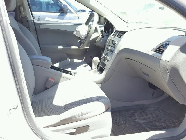 1G1ZA5EU0CF394235 - 2012 CHEVROLET MALIBU LS WHITE photo 5