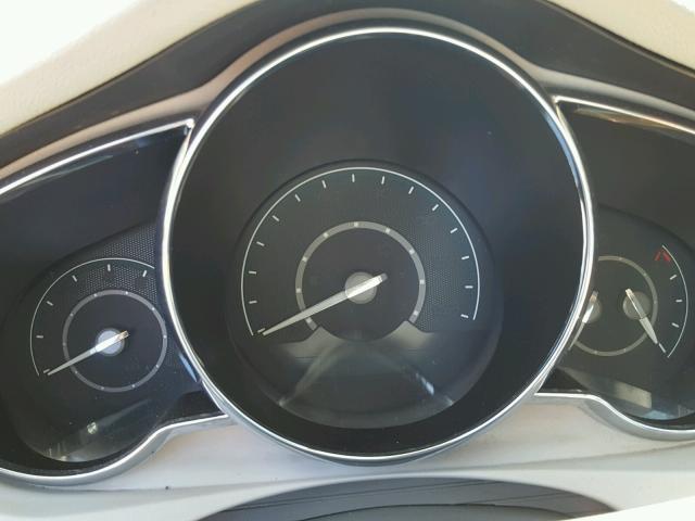 1G1ZA5EU0CF394235 - 2012 CHEVROLET MALIBU LS WHITE photo 8