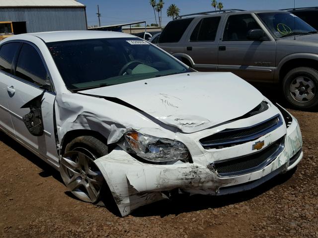 1G1ZA5EU0CF394235 - 2012 CHEVROLET MALIBU LS WHITE photo 9
