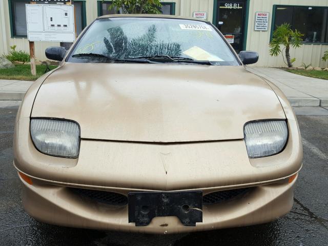 1G2JB124XX7547271 - 1999 PONTIAC SUNFIRE SE GOLD photo 9