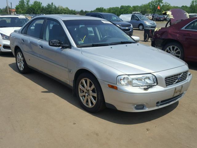 YV1TH592651412538 - 2005 VOLVO S80 2.5T SILVER photo 1