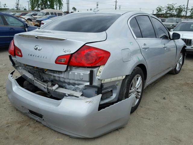 JN1CV6AP1FM500220 - 2015 INFINITI Q40 SILVER photo 4