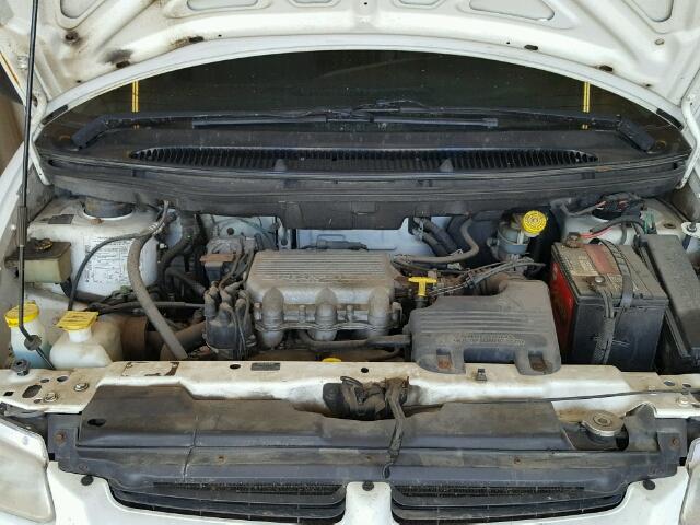 2B4FP2532TR819460 - 1996 DODGE CARAVAN WHITE photo 7