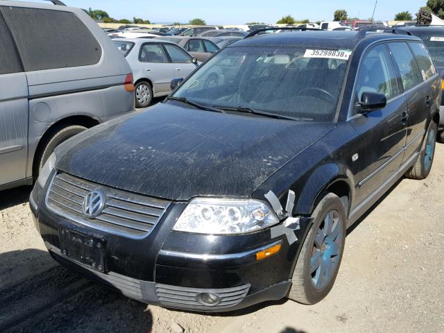 WVWWH63B02E024906 - 2002 VOLKSWAGEN PASSAT GLX BLACK photo 2