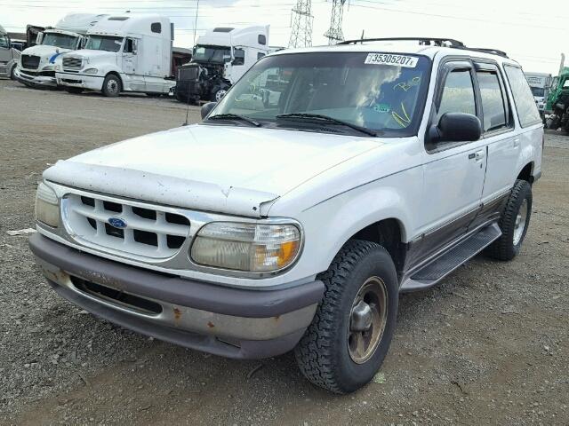 1FMDU32E0VUB18562 - 1997 FORD EXPLORER WHITE photo 2