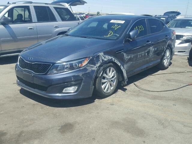 KNAGM4A79F5615029 - 2015 KIA OPTIMA LX BLUE photo 2