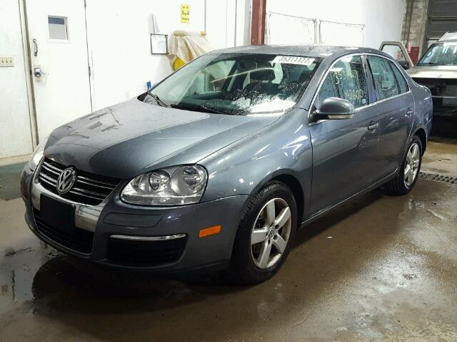 3VWRM71K68M133436 - 2008 VOLKSWAGEN JETTA SE GRAY photo 2