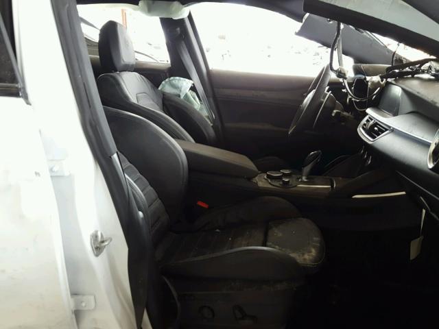 ZASFAKNN2J7B66687 - 2018 ALFA ROMEO STELVIO TI WHITE photo 5