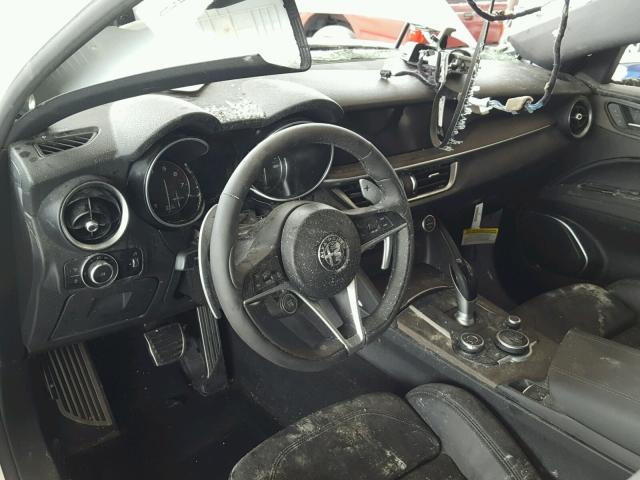 ZASFAKNN2J7B66687 - 2018 ALFA ROMEO STELVIO TI WHITE photo 9