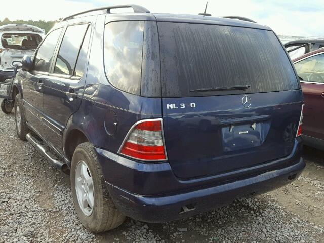 4JGAB54E81A235965 - 2001 MERCEDES-BENZ ML 320 BLUE photo 3