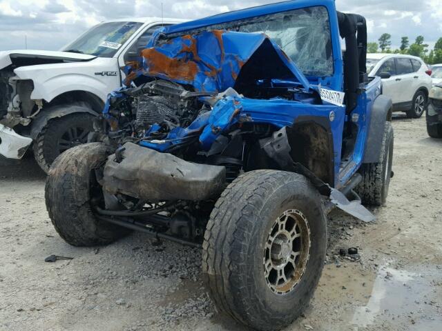 1C4AJWAGXGL302601 - 2016 JEEP WRANGLER S BLUE photo 2
