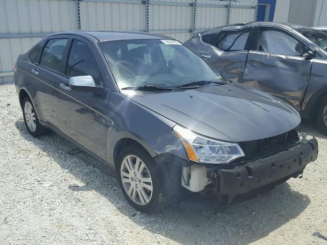 1FAHP3HN3AW141245 - 2010 FORD FOCUS SEL SILVER photo 1