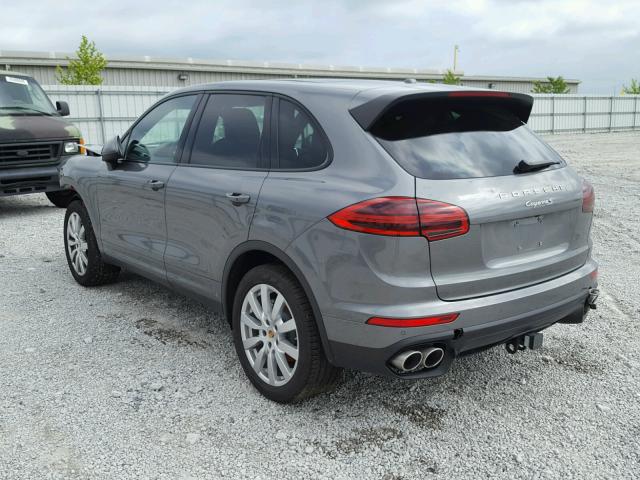 WP1AB2A21GLA93287 - 2016 PORSCHE CAYENNE S SILVER photo 3