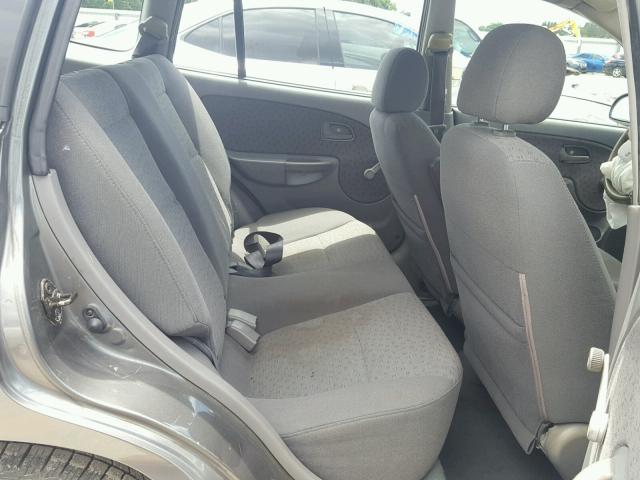 KNADC165846204496 - 2004 KIA RIO CINCO GRAY photo 6