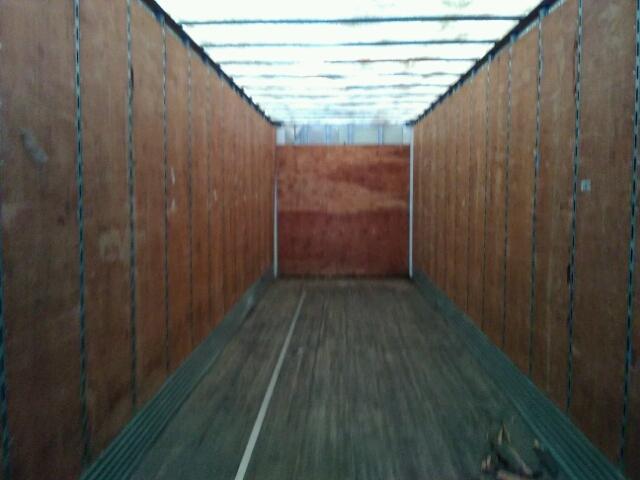 1UYVS253X6G901070 - 2006 UTILITY TRAILER WHITE photo 5