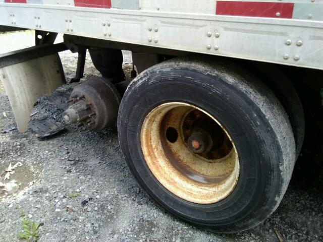 1UYVS253X6G901070 - 2006 UTILITY TRAILER WHITE photo 8