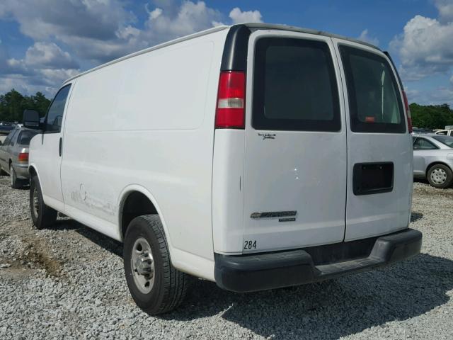 1GCWGFCA5D1160095 - 2013 CHEVROLET EXPRESS G2 WHITE photo 3