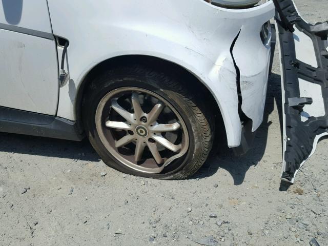 WMEEK3BA1AK346847 - 2010 SMART FORTWO PAS 白色 照片 9