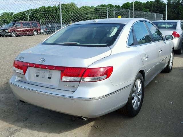 KMHFC46F88A290509 - 2008 HYUNDAI AZERA SE SILVER photo 4