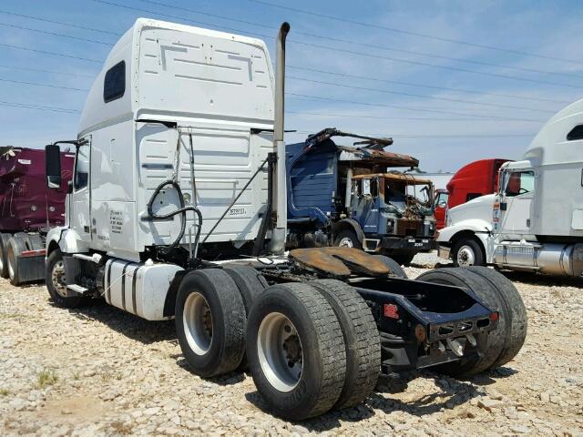 4V4NC9EH0BN529314 - 2011 VOLVO VNL WHITE photo 3