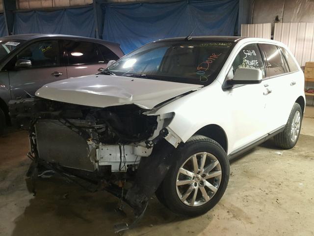 2FMDK3JC3BBA19046 - 2011 FORD EDGE SEL WHITE photo 2