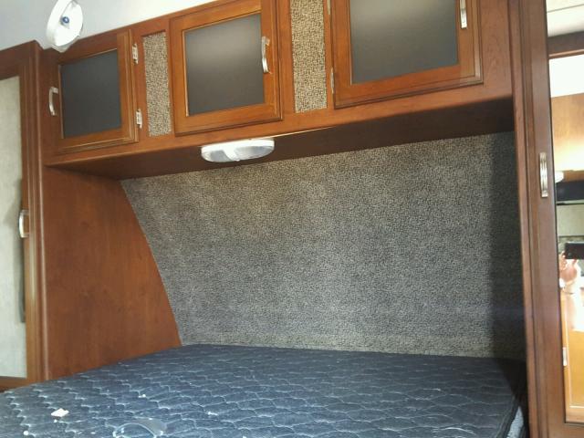 4YDT2402XFX412990 - 2015 KEYSTONE PASSPORT 白色 照片 8