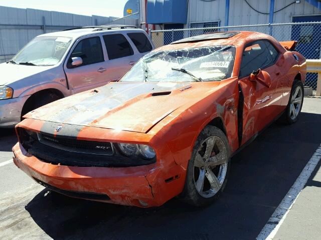 2B3LJ74W39H524366 - 2009 DODGE CHALLENGER ORANGE photo 2