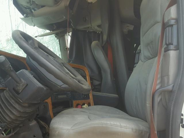 2HSCTAPR5AC184321 - 2010 INTERNATIONAL PROSTAR WHITE photo 5