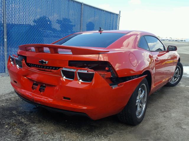 2G1FE1EV3A9000046 - 2010 CHEVROLET CAMARO LS ORANGE photo 4