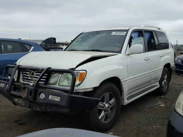 JTJHT00W174021261 - 2007 LEXUS LX 470 WHITE photo 2