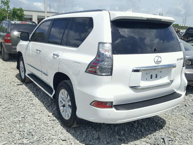 JTJBM7FX5J5185335 - 2018 LEXUS GX BASE WHITE photo 3