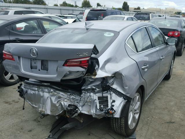 19UDE2F36JA005264 - 2018 ACURA ILX BASE SILVER photo 4