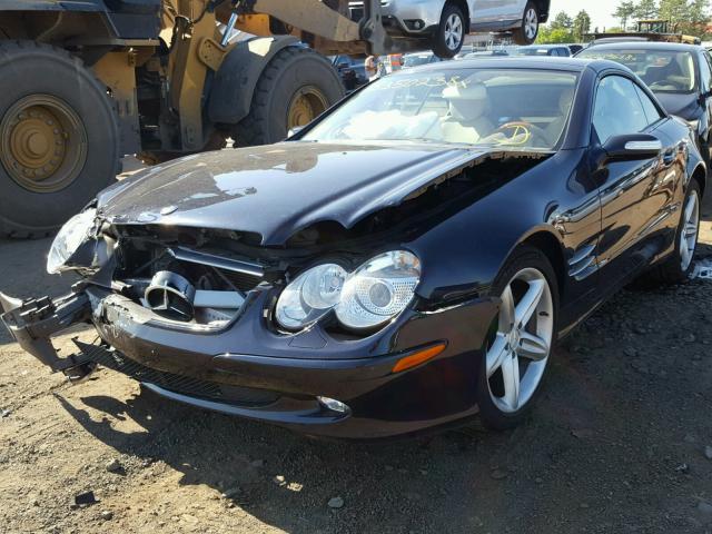 WDBSK75F56F115805 - 2006 MERCEDES-BENZ SL 500 BLUE photo 2