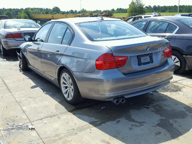 WBAPH5C52BA444132 - 2011 BMW 328 GRAY photo 3