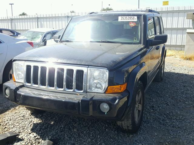 1J8HG48K28C111843 - 2008 JEEP COMMANDER BLACK photo 2