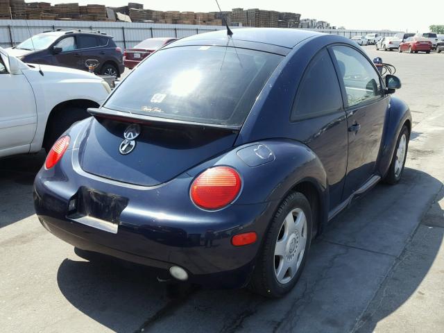 3VWDD21C7YM443651 - 2000 VOLKSWAGEN NEW BEETLE 蓝色 照片 4