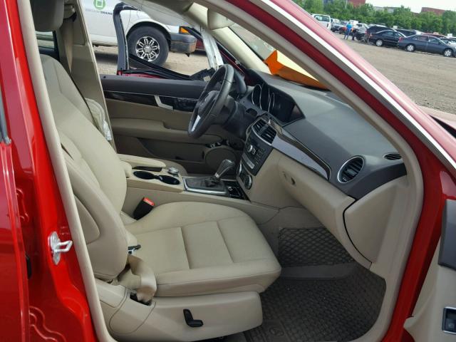 WDDGF8AB0EA960163 - 2014 MERCEDES-BENZ C 300 4MAT RED photo 5