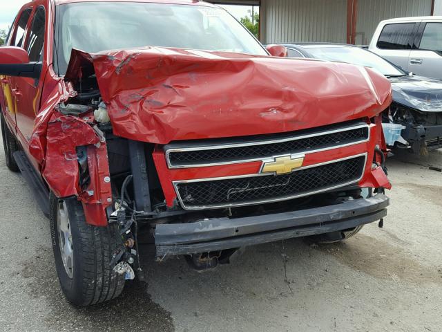 3GNNCFE06AG106966 - 2010 CHEVROLET AVALANCHE RED photo 9