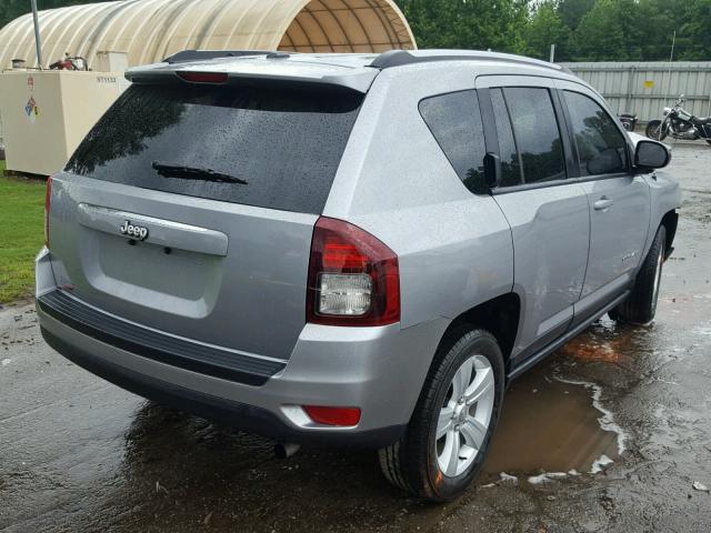 1C4NJCBA2HD185909 - 2017 JEEP COMPASS SP 银色 照片 4