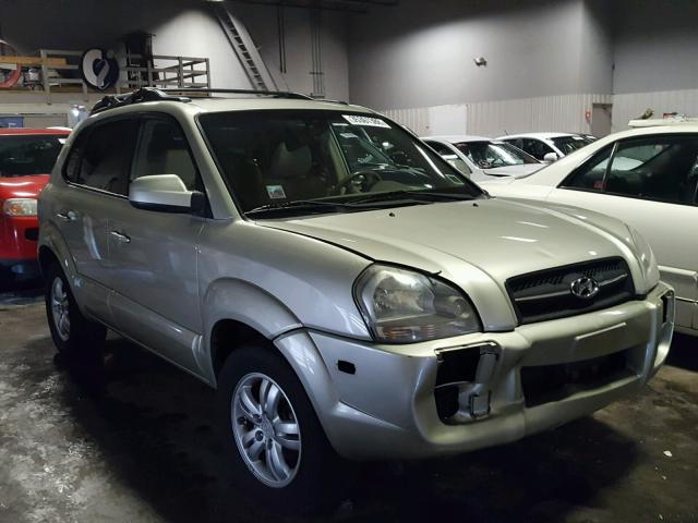 KM8JN12D57U486976 - 2007 HYUNDAI TUCSON SE GOLD photo 1