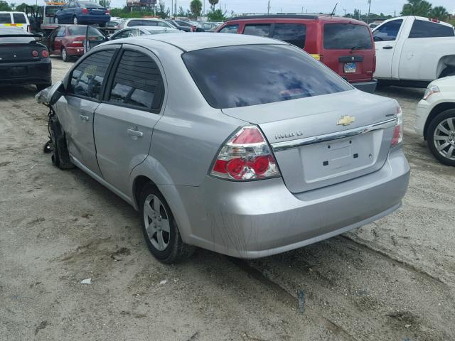 KL1TD56E09B396053 - 2009 CHEVROLET AVEO LS SILVER photo 3
