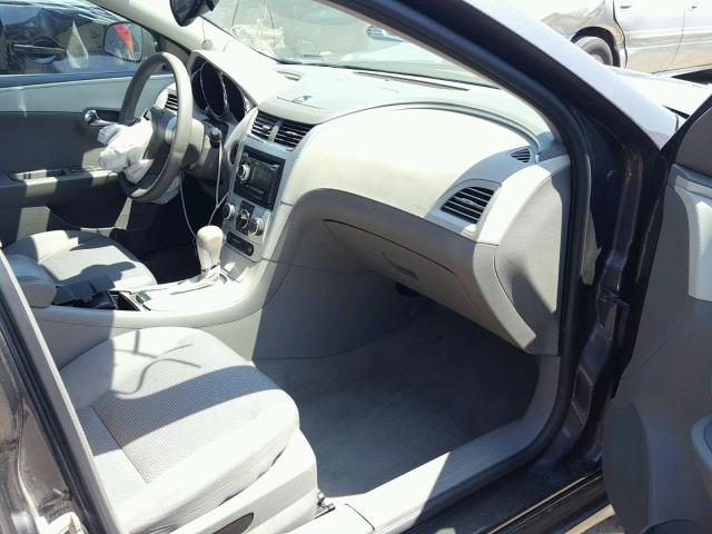 1G1ZB5E19BF164792 - 2011 CHEVROLET MALIBU LS 灰色 照片 5