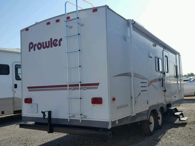 1EC1F272464286064 - 2006 FLET PROWLER WHITE photo 4