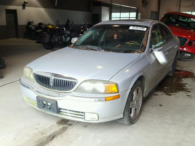 1LNHM87A42Y610861 - 2002 LINCOLN LS 银色 照片 2
