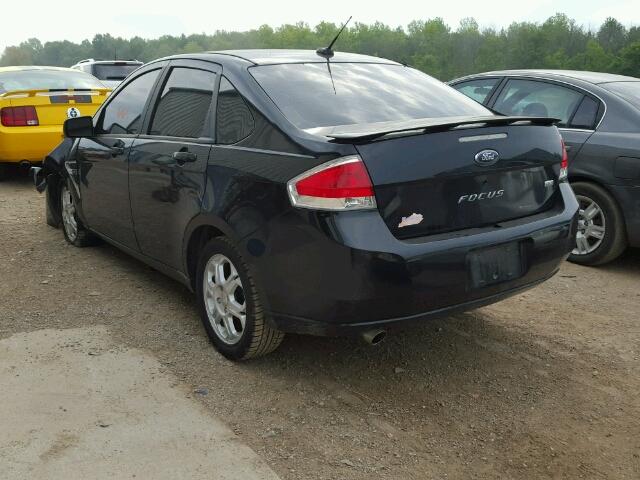 1FAHP35N88W300775 - 2008 FORD FOCUS BLACK photo 3