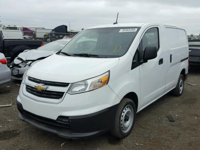 3N63M0ZN4FK722960 - 2015 CHEVROLET CITY EXPRE WHITE photo 2